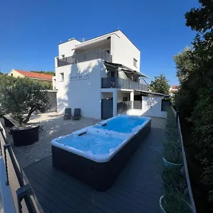 rezervovat zde