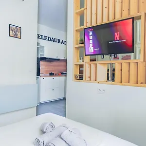 l-ldaurat-studio-haut-standing-riom-centre.hotels-rhonealpes.com/