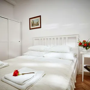 https://mariensztat-old-town-place-for-you.warsawhotelspoland.com