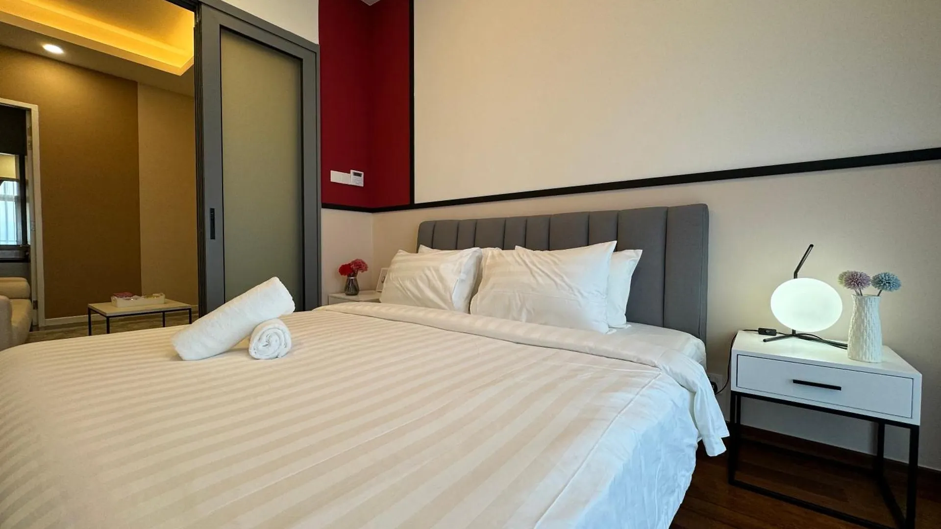 Royce Klcc Kuala Lumpur City Centre By Dormeo Destinations